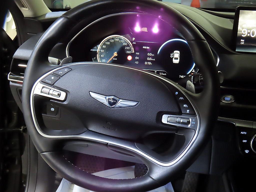Genesis G80 - Vista 8