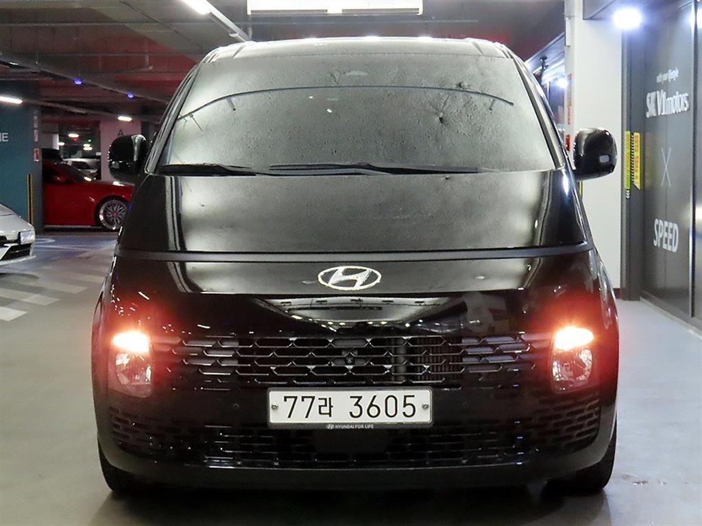 HYUNDAI Staria 2022 Negro - Importación desde Corea - HF Imports Iquique - Foto 1