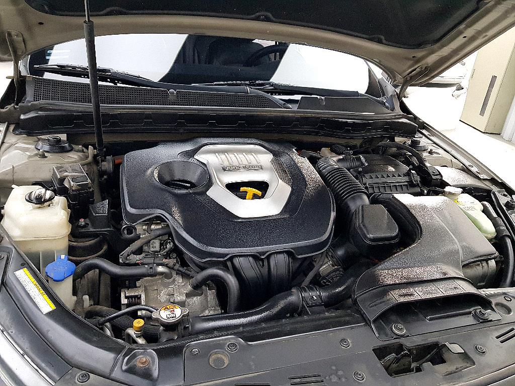 KIA K5 - Vista 6