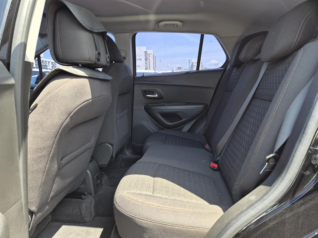 Chevrolet Trax - Vista 11