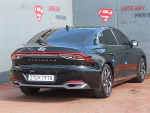HYUNDAI Grandeur - Vista 6