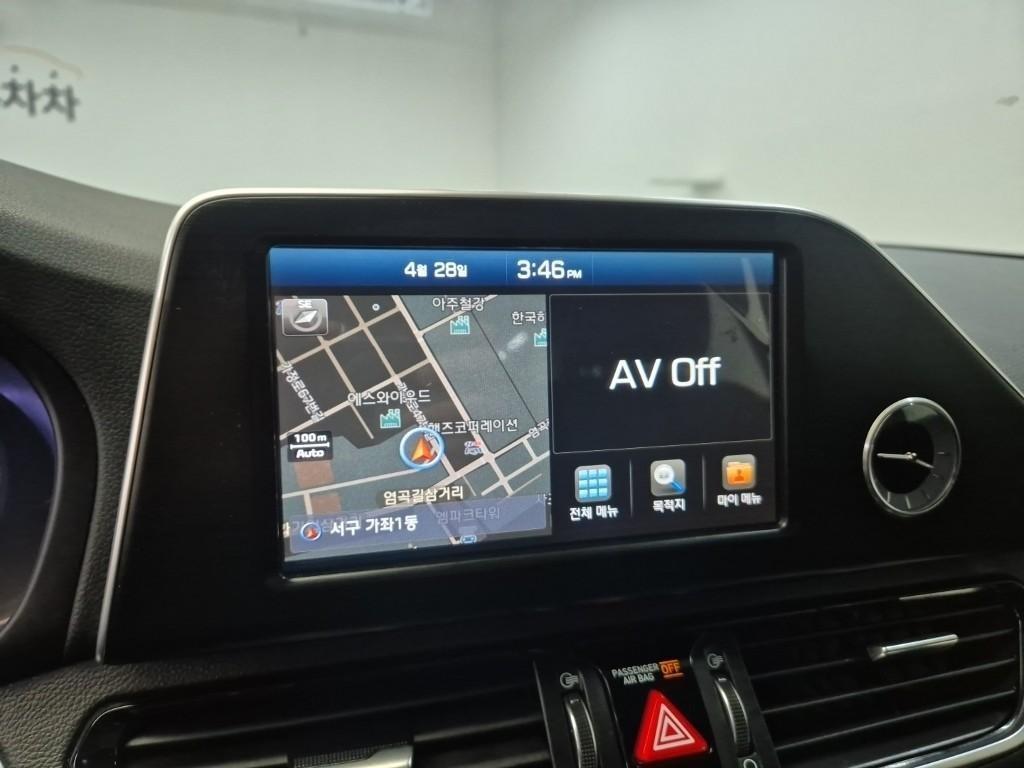 HYUNDAI Grandeur - Vista 12