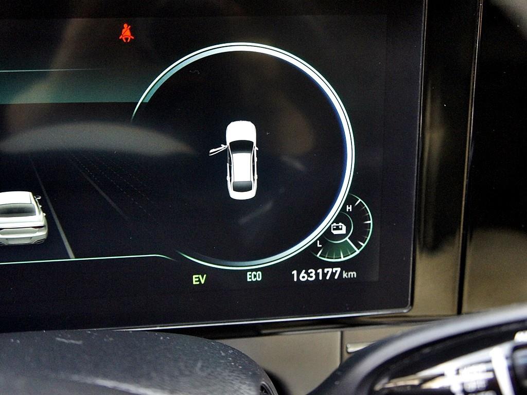 HYUNDAI Grandeur 2022 Negro - Importación desde Corea - HF Imports Iquique - Foto 9