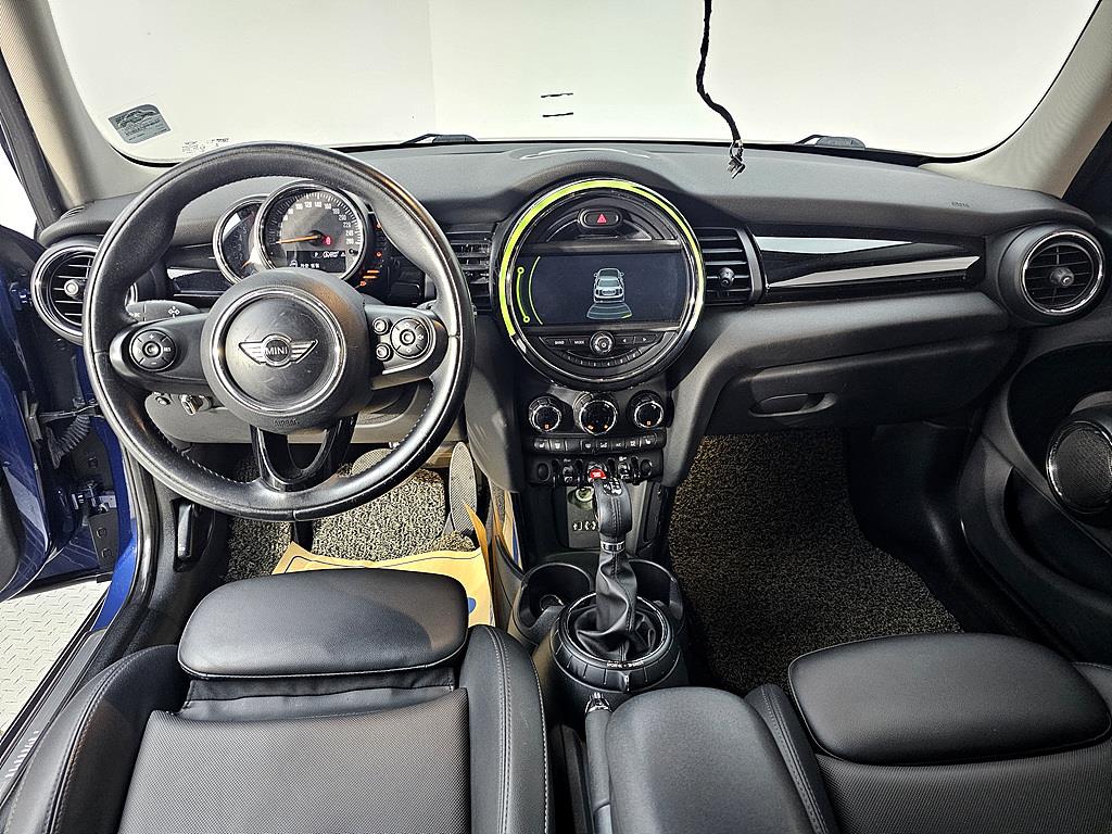 Mini Cooper - Vista 5