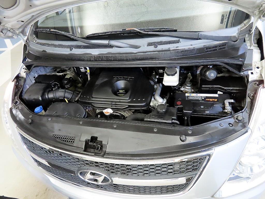 HYUNDAI Starex 2010 - Importación desde Corea - HF Imports Iquique - Foto 16