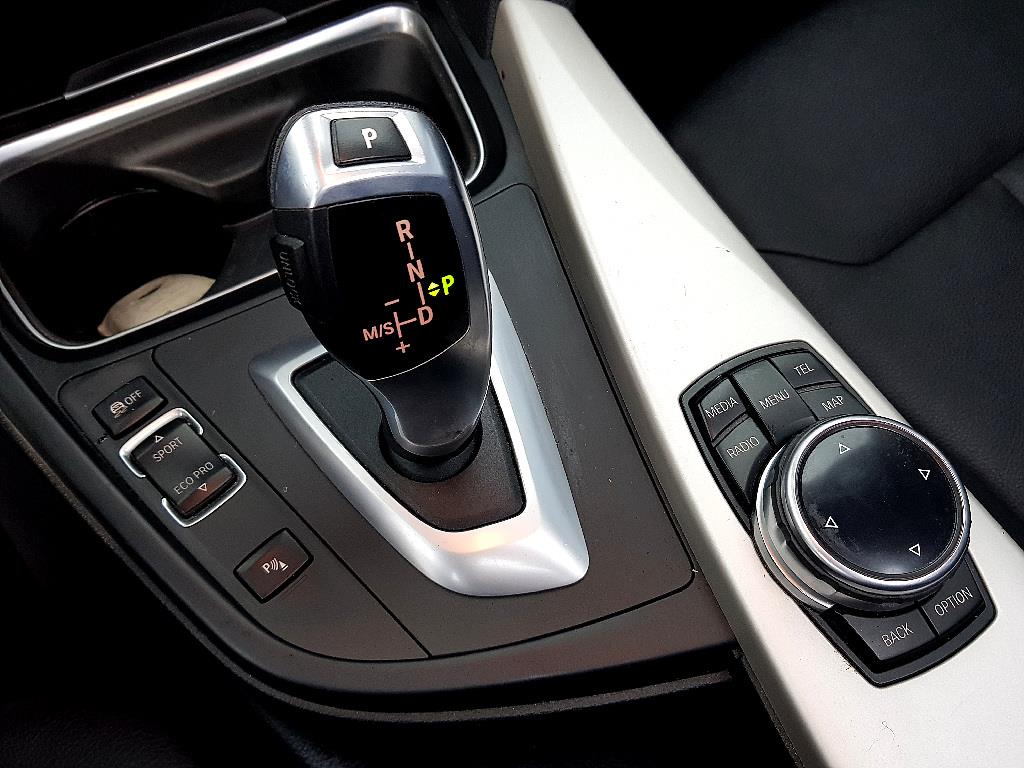 BMW 3 series 2014 Plateado - Importación desde Corea - HF Imports Iquique - Foto 14