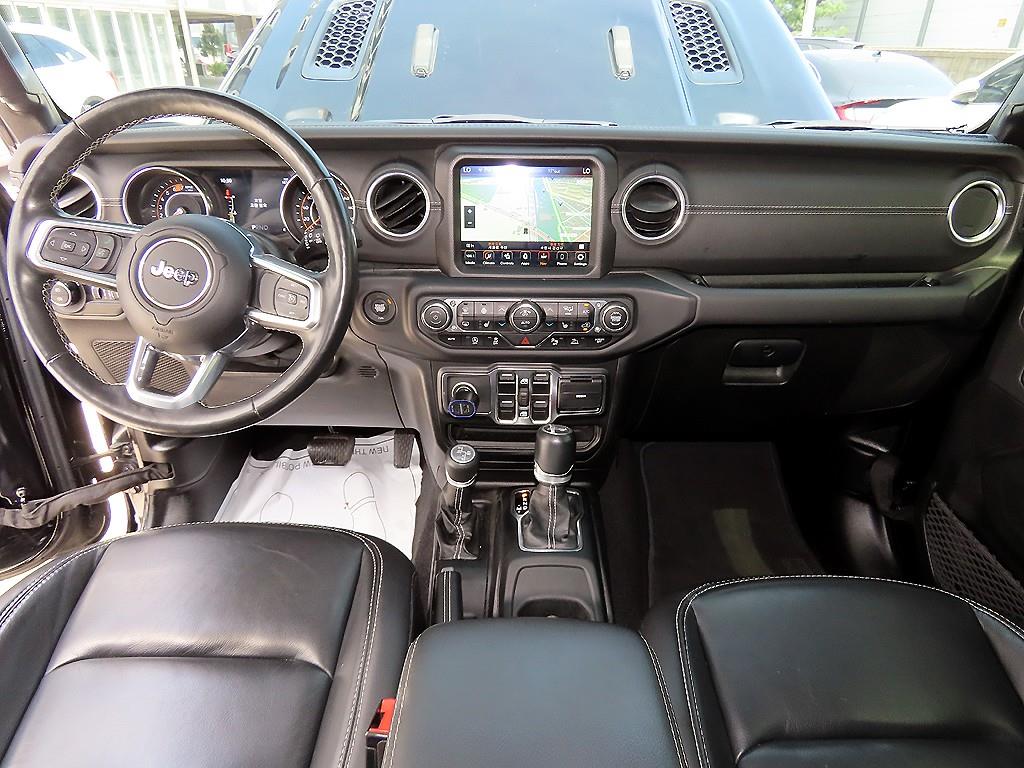 Jeep Wrangler - Vista 7