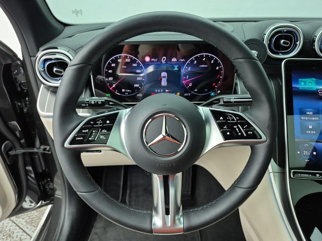 Mercedes Benz GLC Class - Vista 9