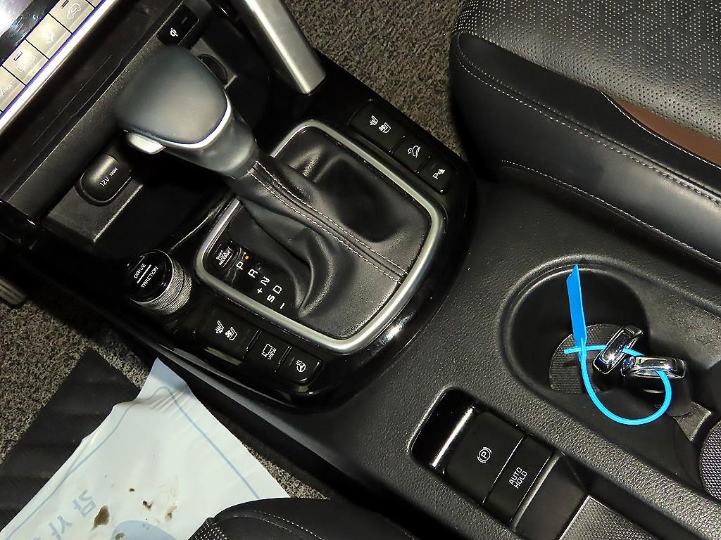 KIA Seltos - Vista 12