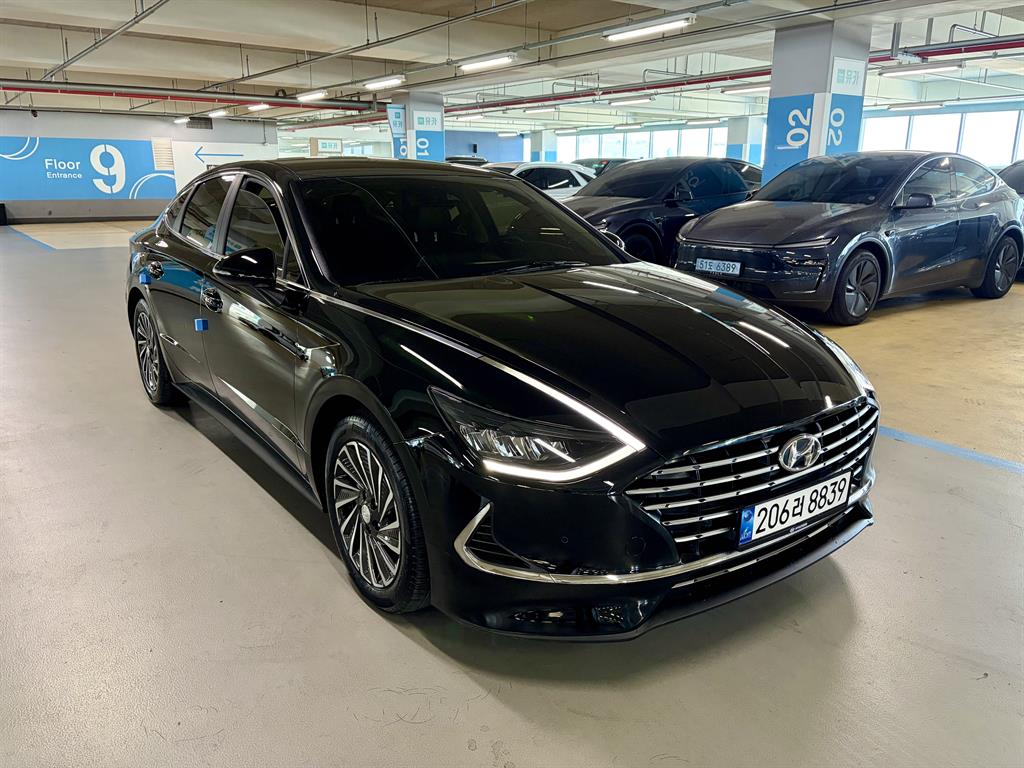 HYUNDAI Sonata - Vista 3