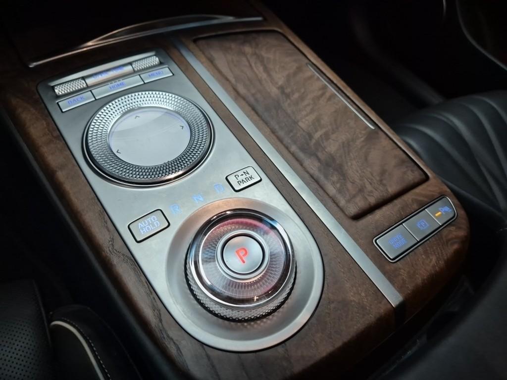 Genesis G80 - Vista 8