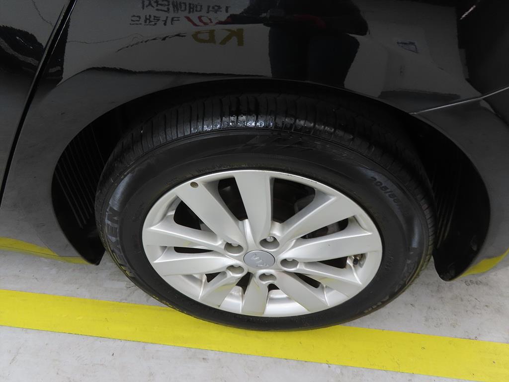 KIA K3 2015 Negro - Importación desde Corea - HF Imports Iquique - Foto 20