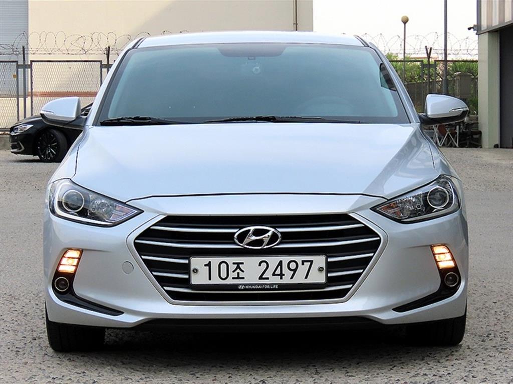 HYUNDAI Avante 2017 Gris - Importación desde Corea - HF Imports Iquique - Foto 1