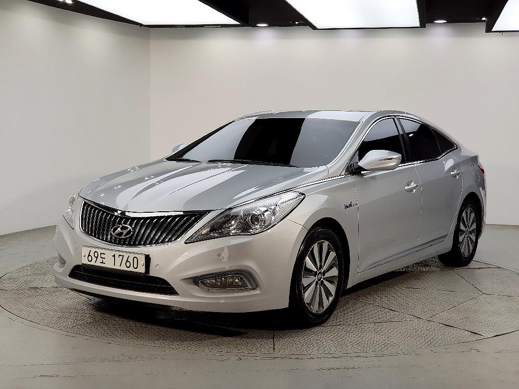 HYUNDAI Grandeur - Vista 2