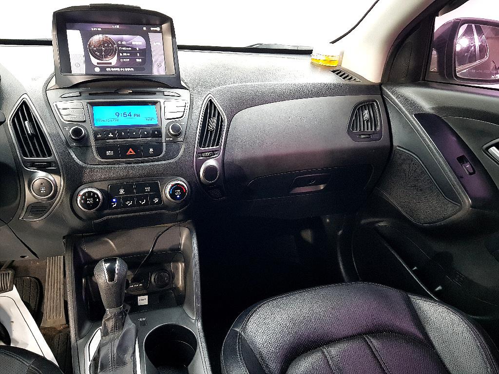 HYUNDAI Tucson - Vista 10