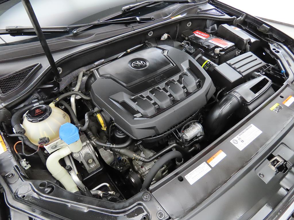 Volkswagen Passat 2018 Negro - Importación desde Corea - HF Imports Iquique - Foto 19