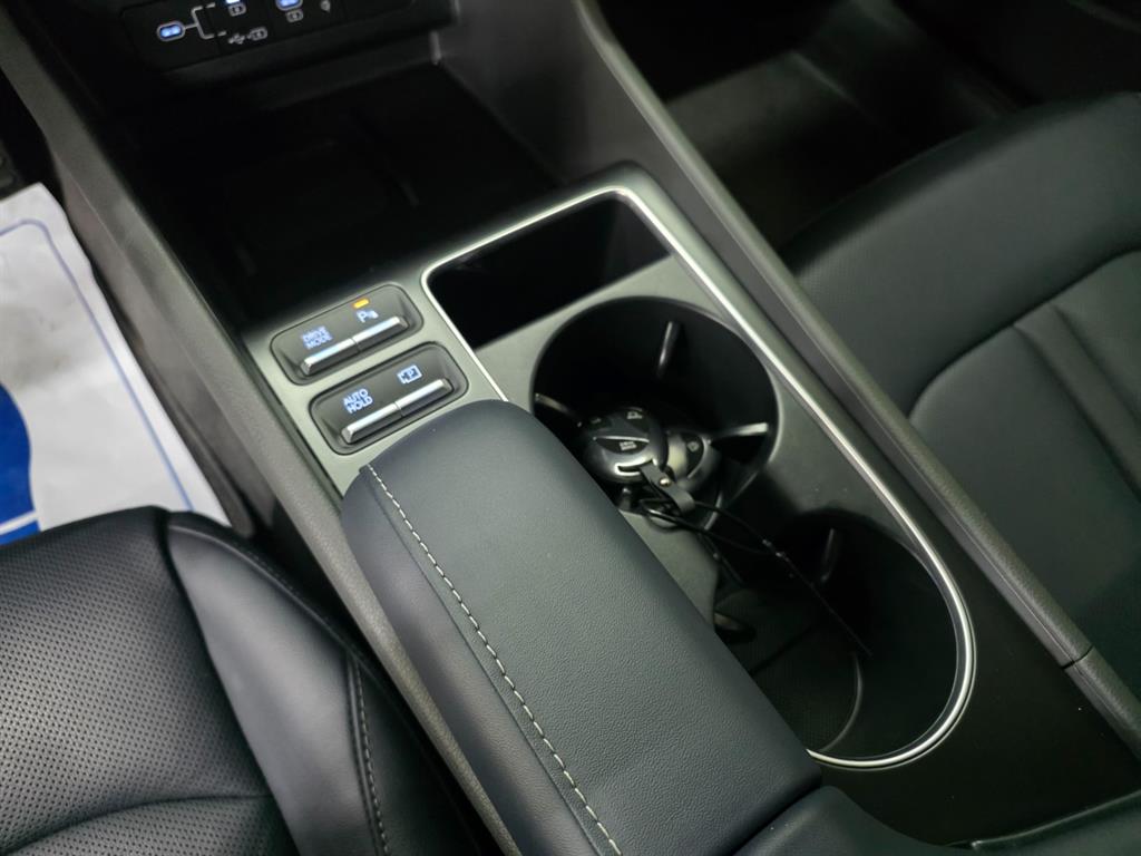 HYUNDAI Sonata - Vista 11