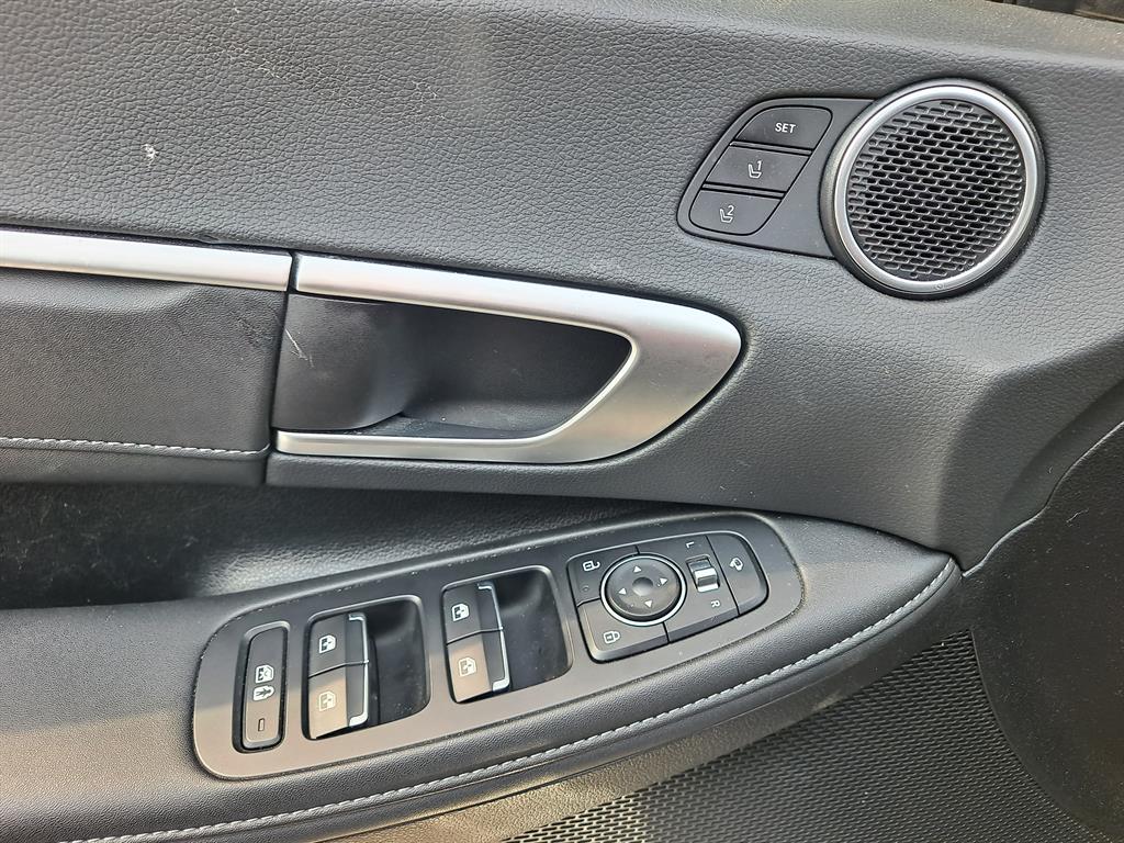 HYUNDAI Sonata - Vista 9