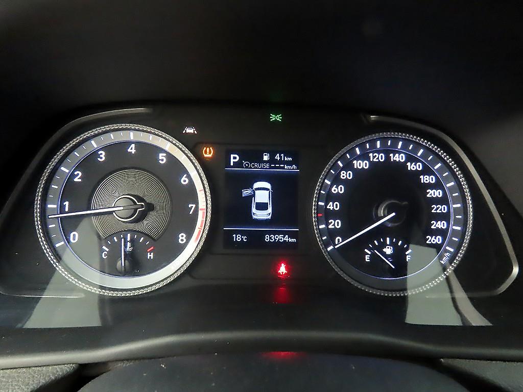 HYUNDAI Sonata - Vista 8
