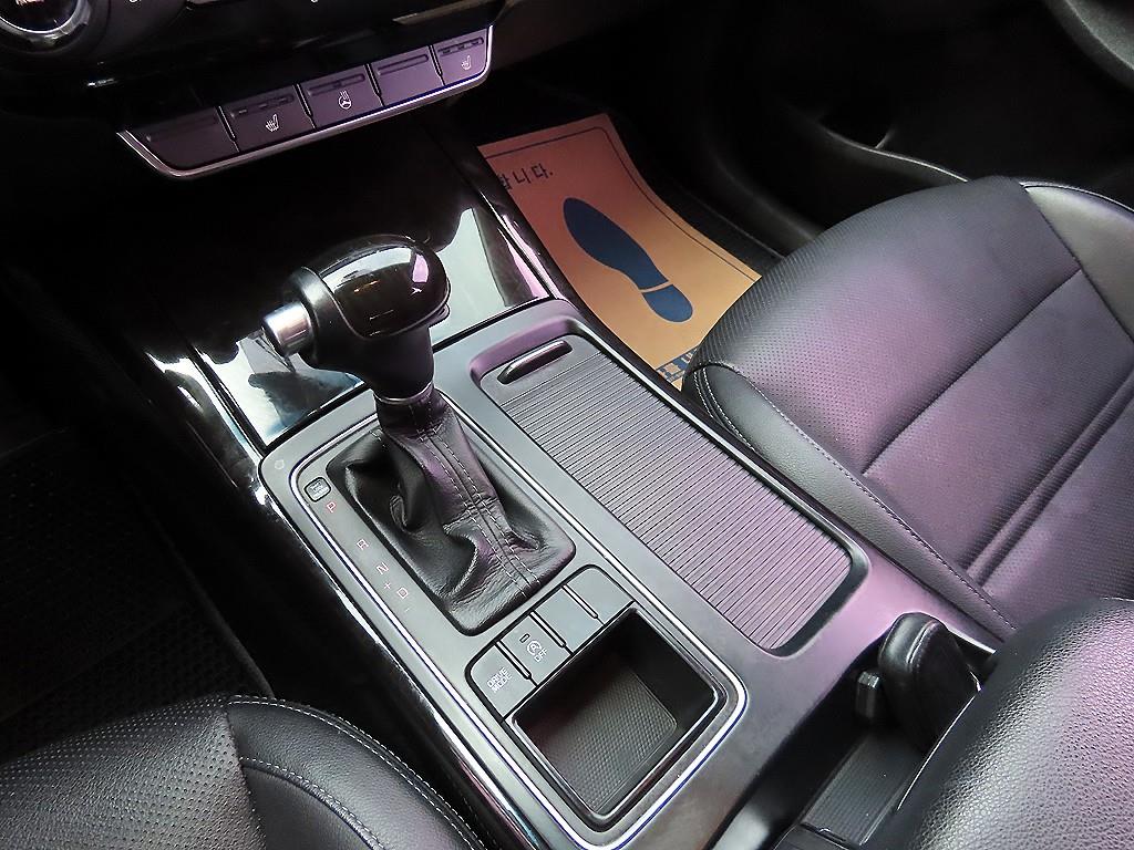 KIA Sorento - Vista 10