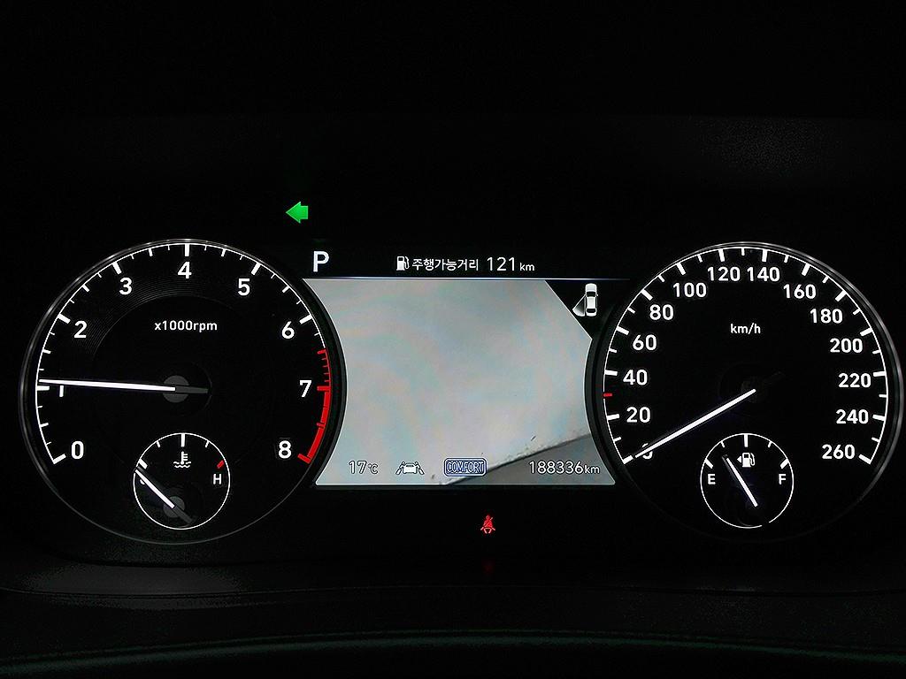 Genesis G90 - Vista 11