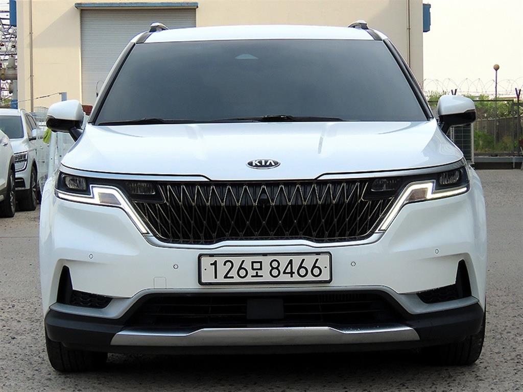 KIA Carnival 2021 Blanco - Importación desde Corea - HF Imports Iquique - Foto 1