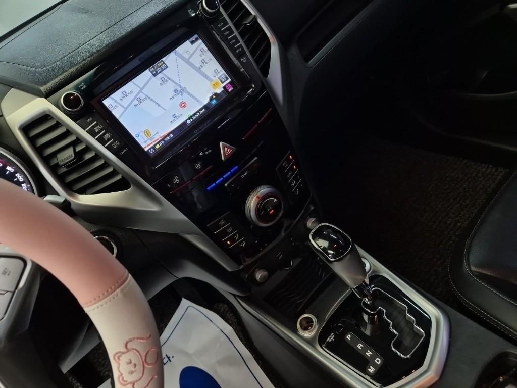 Ssangyong Tivoli - Vista 10