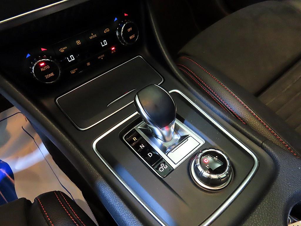 Mercedes Benz A Class - Vista 12