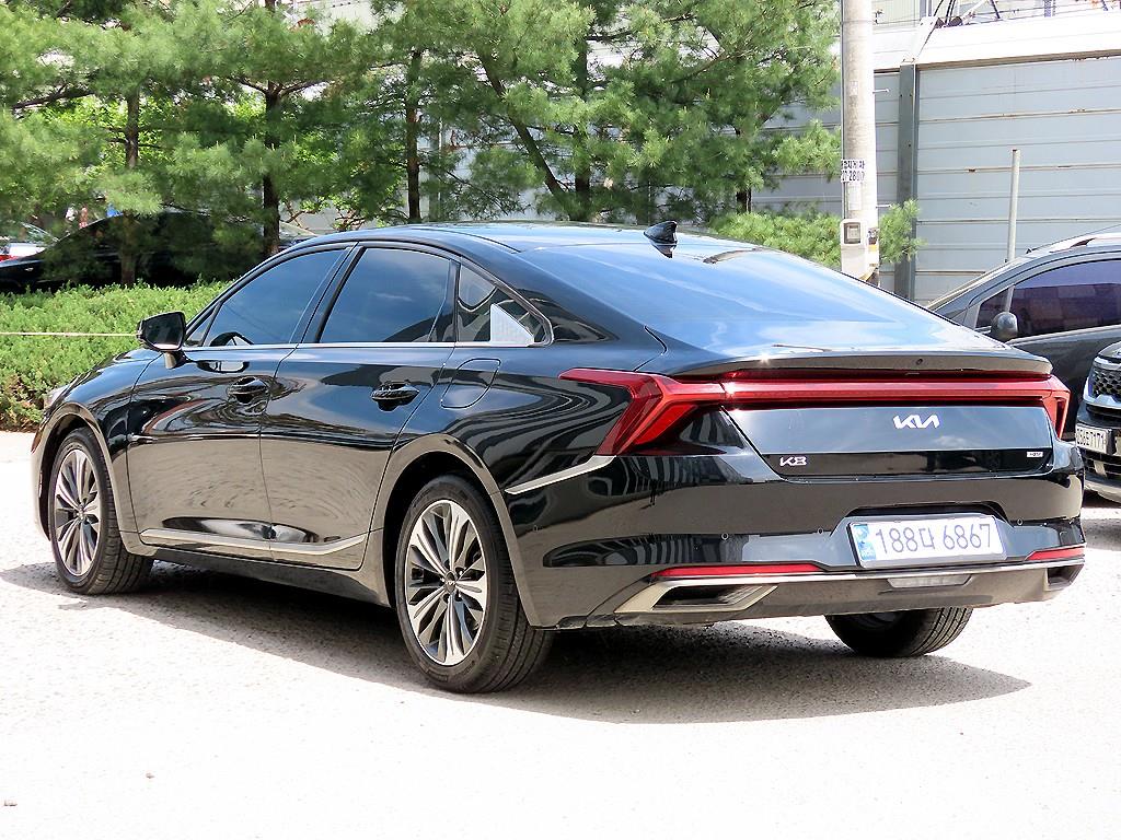 KIA K8 - Vista 3