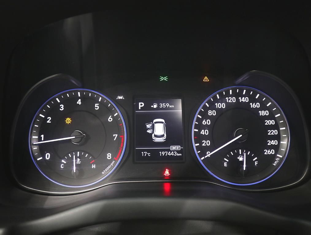 HYUNDAI Kona - Vista 6