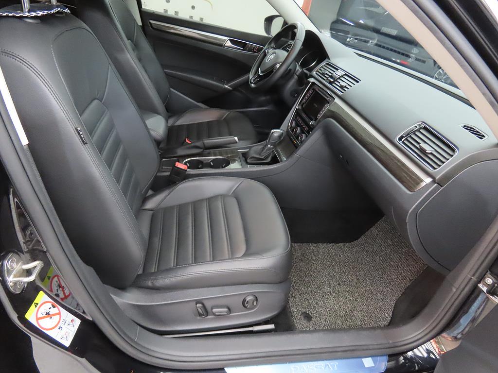 Volkswagen Passat - Vista 6