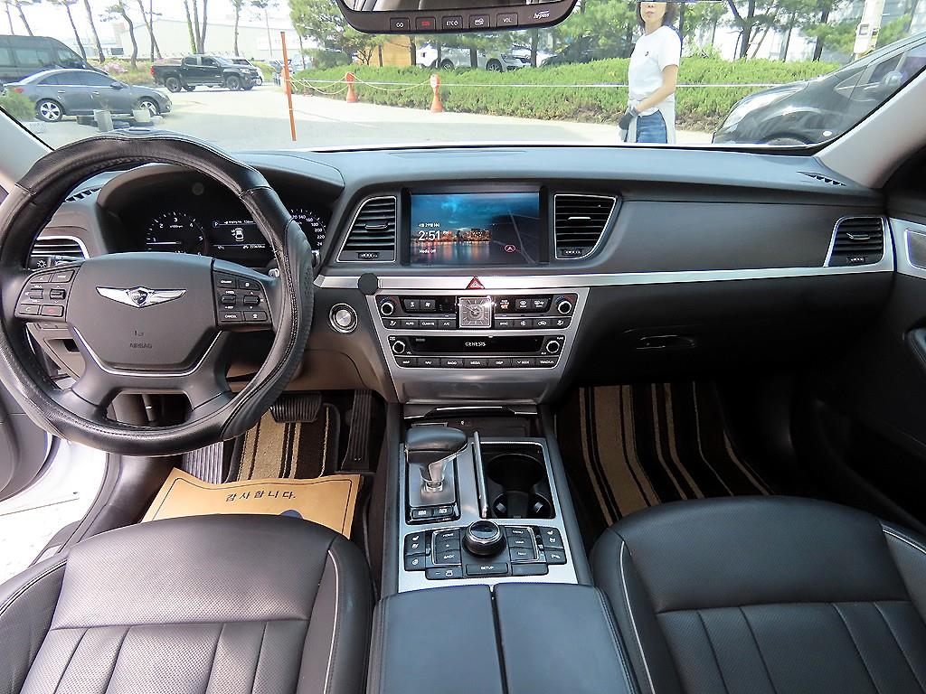 Genesis G80 - Vista 7