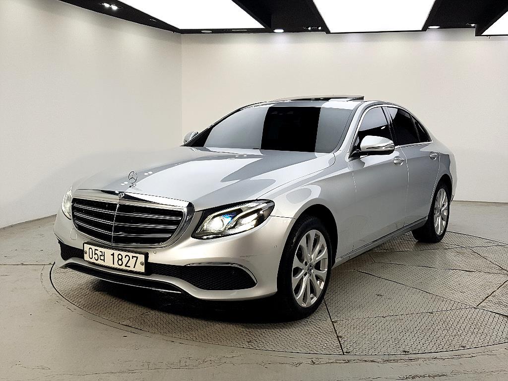 Mercedes Benz E class 2017 Plateado - Importación desde Corea - HF Imports Iquique - Foto 1