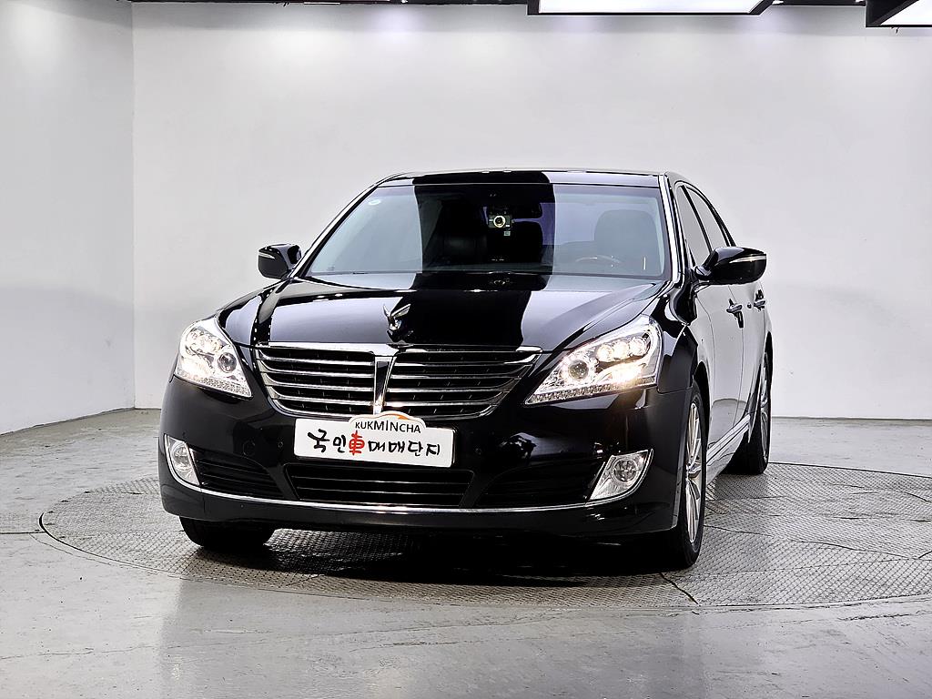 HYUNDAI Equus - Vista 3