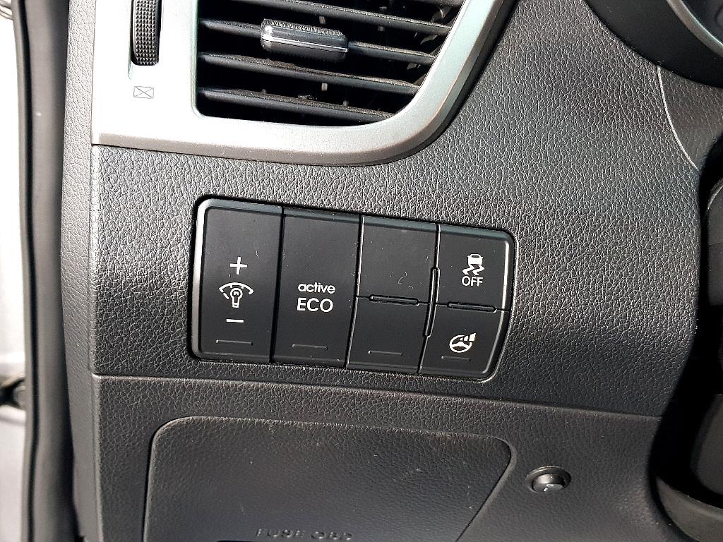 HYUNDAI i30 - Vista 12