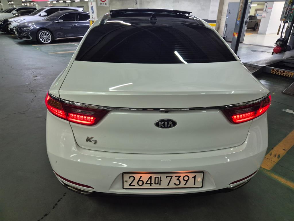 KIA K7 - Vista 2