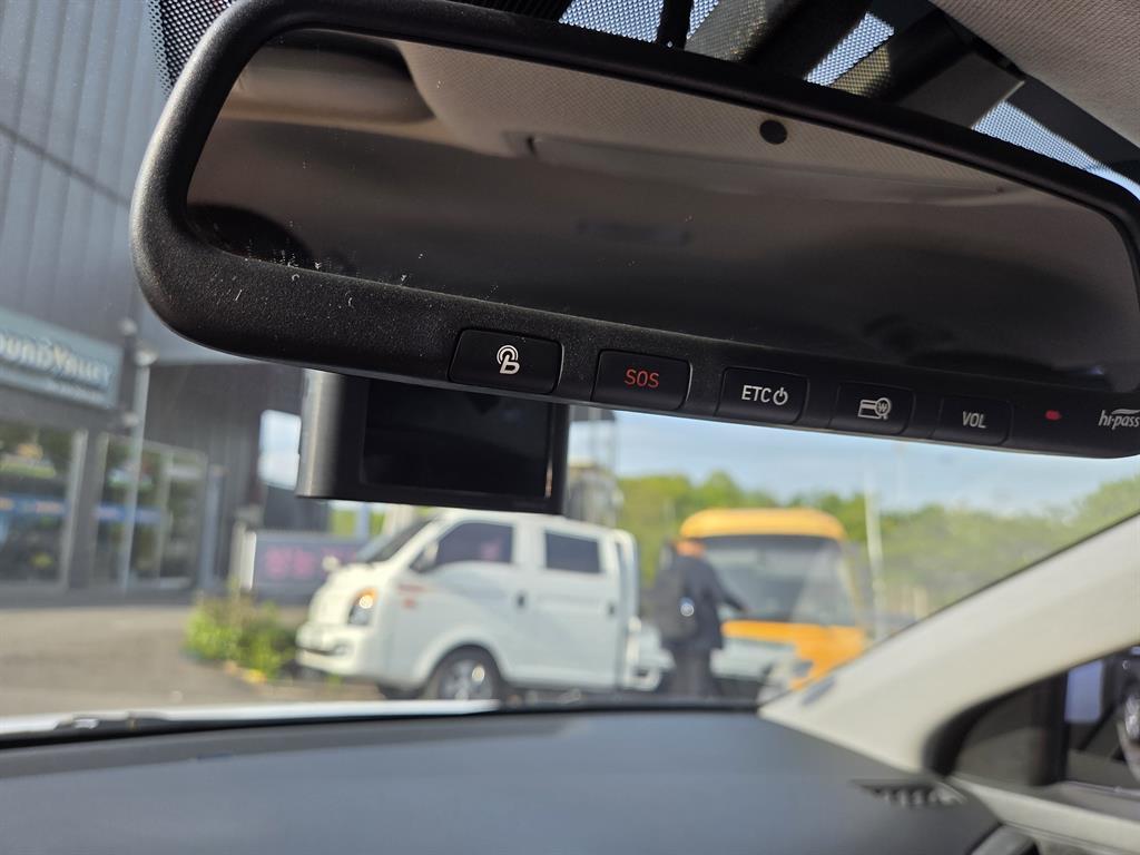 HYUNDAI Avante 2019 Blanco - Importación desde Corea - HF Imports Iquique - Foto 13