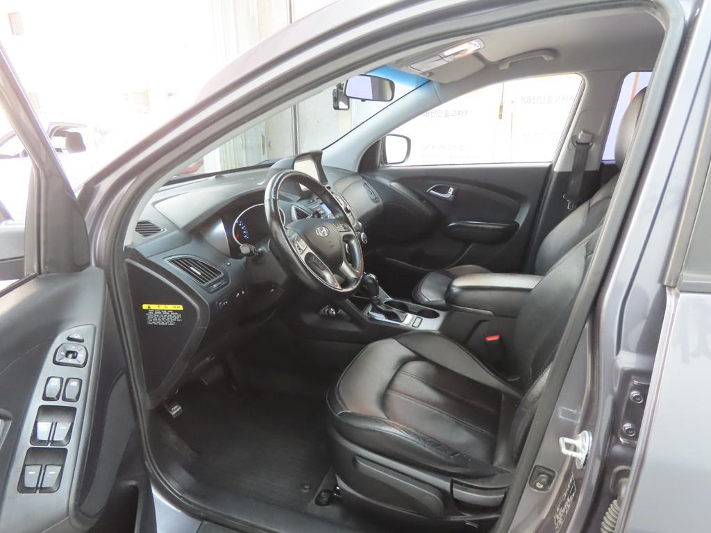 HYUNDAI Tucson - Vista 5