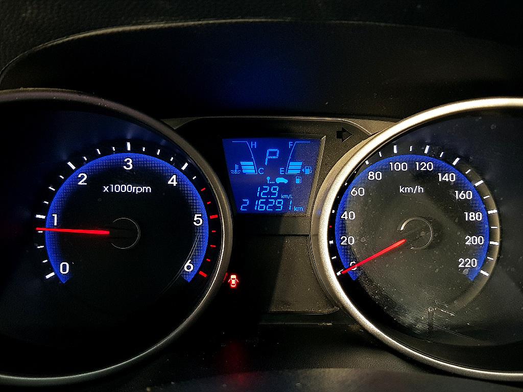 HYUNDAI Tucson - Vista 7