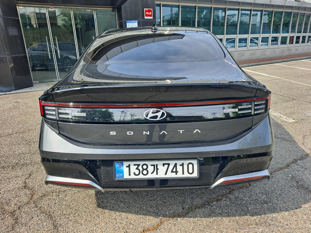 HYUNDAI Sonata - Vista 4