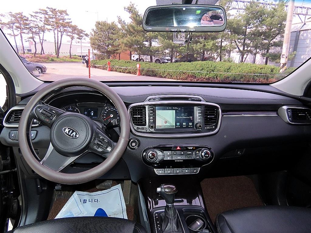 KIA Sorento - Vista 7