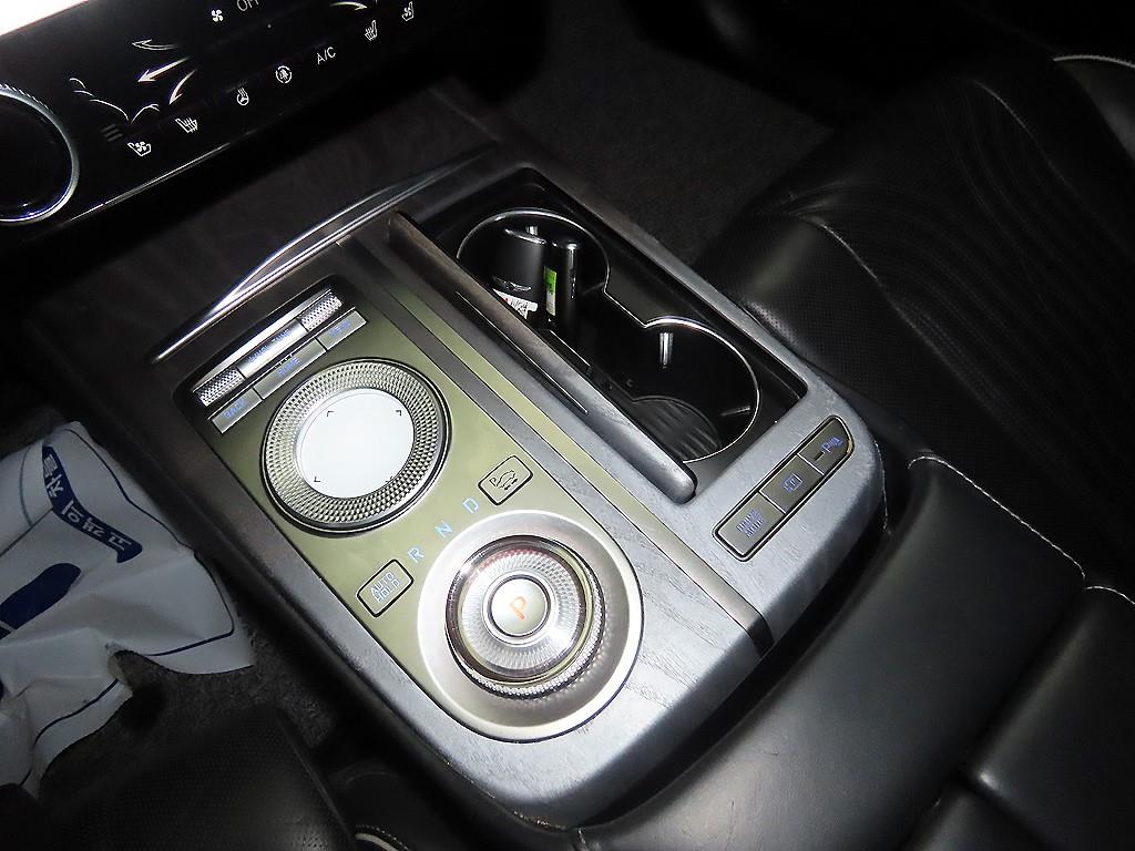 Genesis G80 - Vista 12