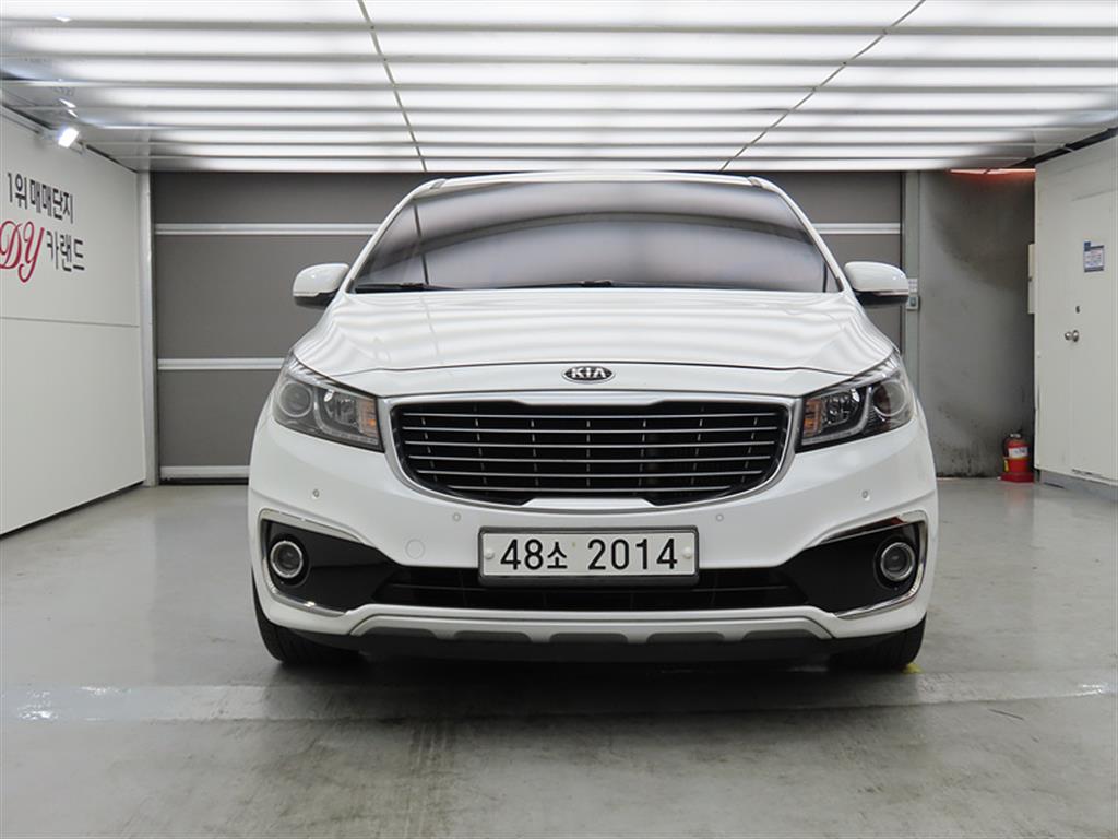 KIA Carnival - Vista 2
