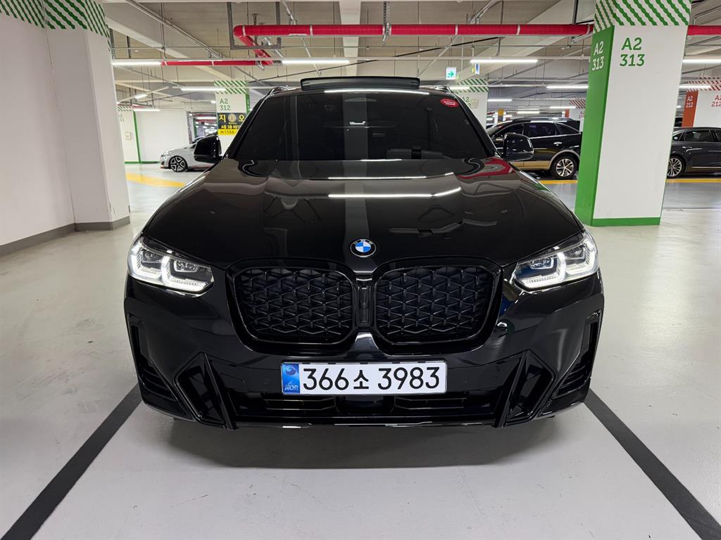 BMW X4 2025 Negro - Importación desde Corea - HF Imports Iquique - Foto 1