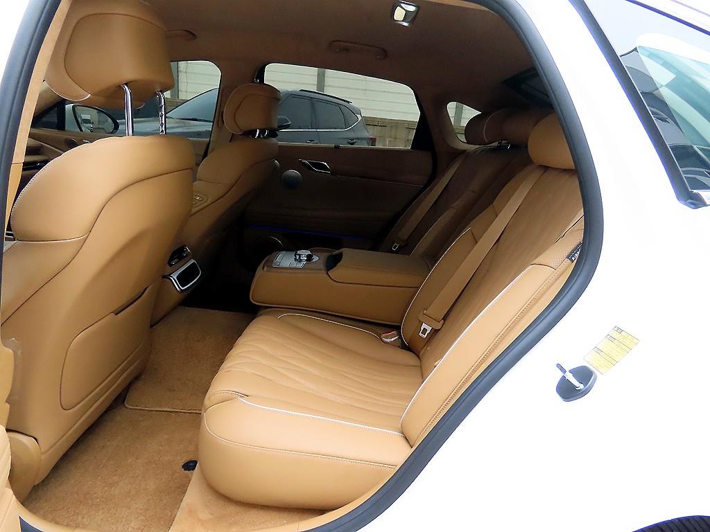 Genesis G80 - Vista 6