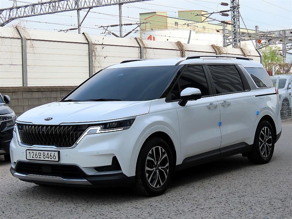 KIA Carnival - Vista 2