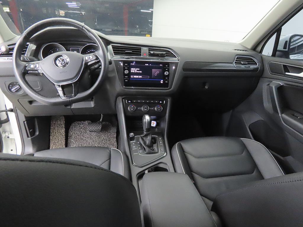 Volkswagen Tiguan - Vista 7