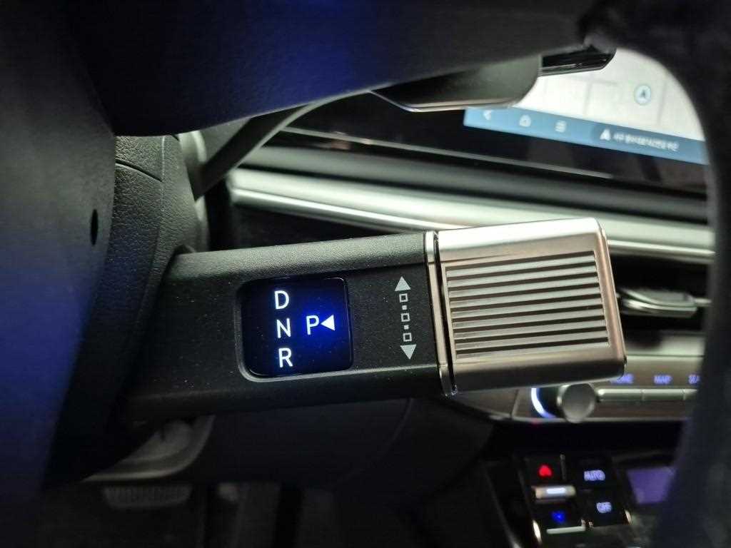 HYUNDAI Grandeur - Vista 6