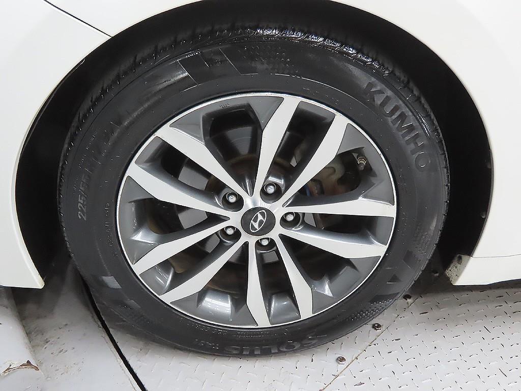 HYUNDAI Grandeur - Vista 9