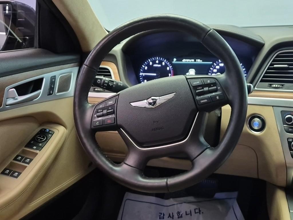 Genesis G80 - Vista 9